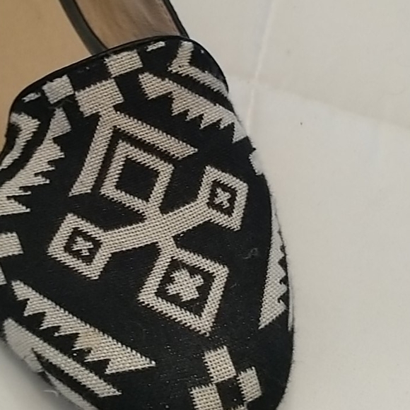 Ladies black and white loafers - Picture 3 of 3